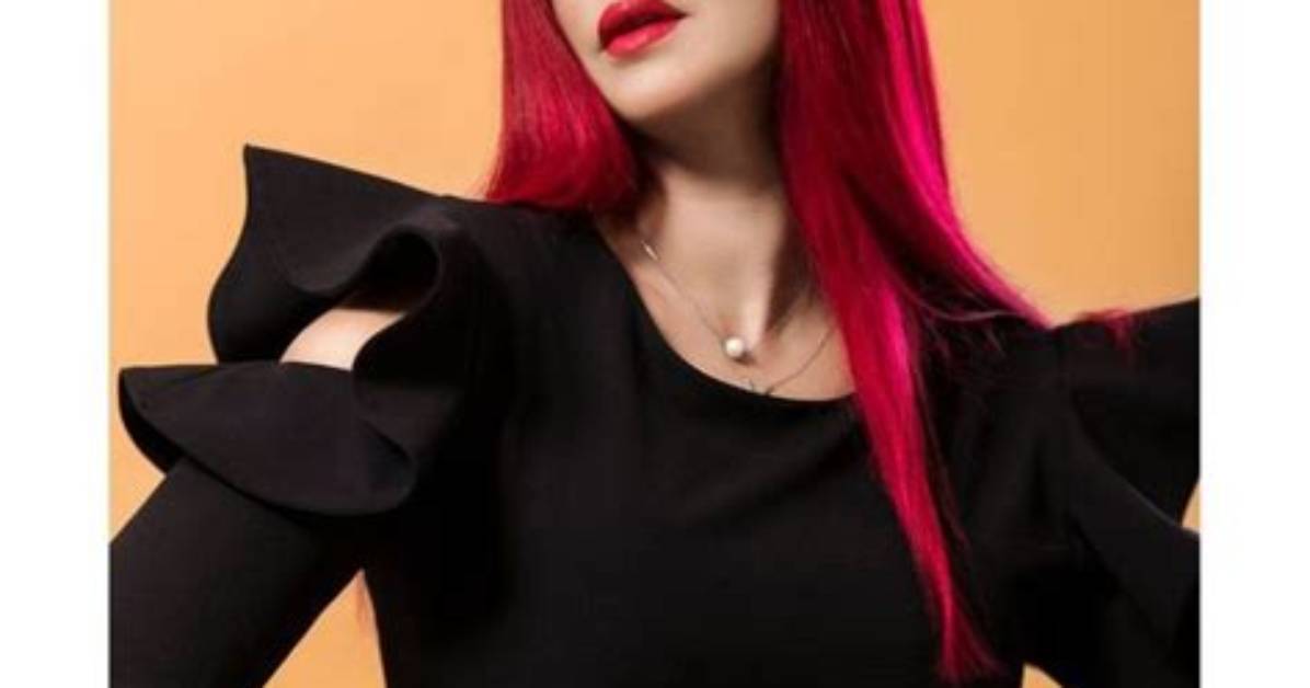 Mouna Zaghdane Wiki, Biographie, Age, Taille, Mariage, Contact & Informations