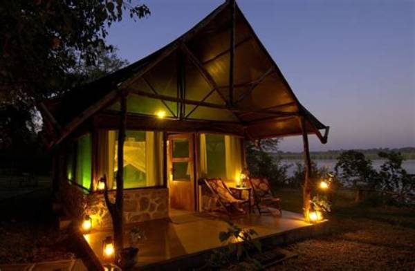Mvuu Camp Hotel Review, Liwonde National Park, Malawi
