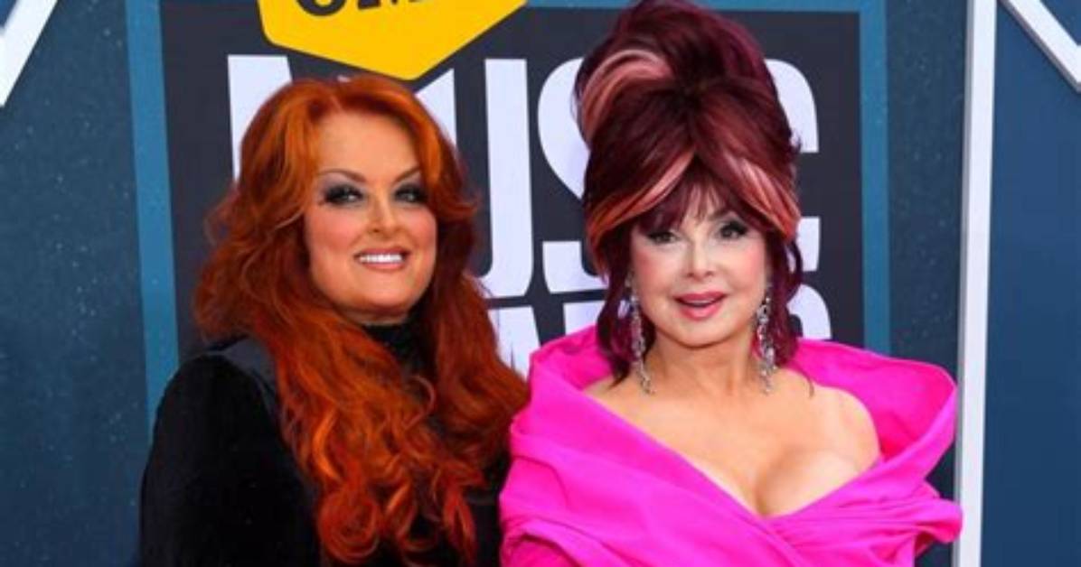 Naomi Judd, of Grammy-Winning Duo the Judds, Dies at 76 | News
