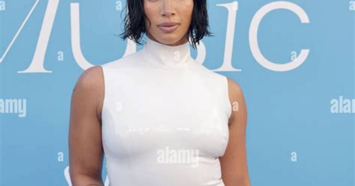 Naomi Sharon