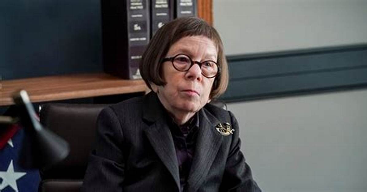 ‘Ncis: Los Angeles’ Confirms Linda Hunt Won’t Return This Season – but Here’s When She’ll Be Back