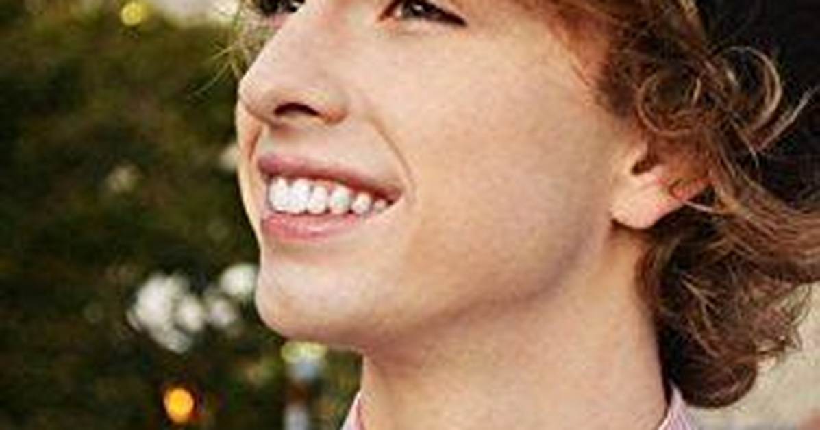 Nicholas Edwards (Singer)