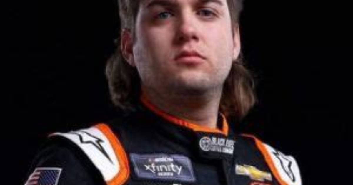 Noah Gragson Girlfriend, Parents, Family, Net Worth & Facts