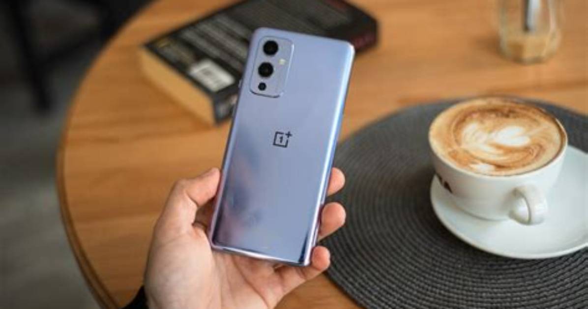 Oneplus 9 and 9 Pro Update Gets Fixed, Will No Longer Brick Your Phone