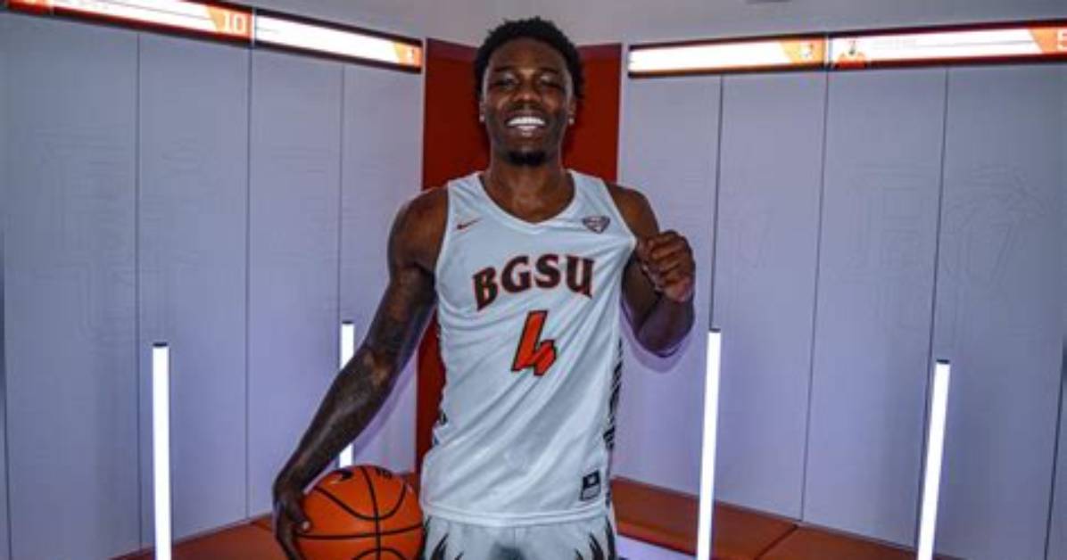 P. J. Edwards Joins Falcons Basketball