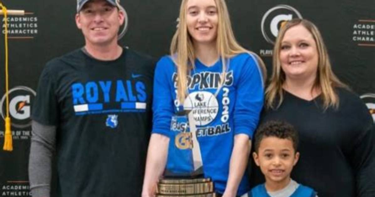 Paige Bueckers’ Parents and Siblings: All About the Family of the Basketballer