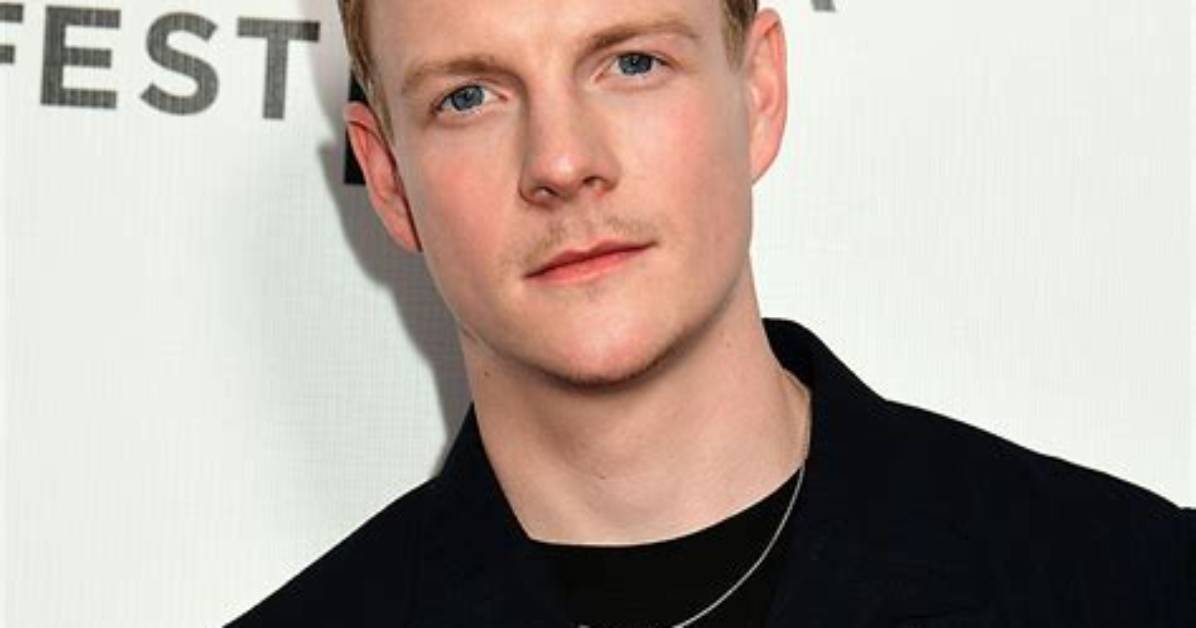 Patrick Gibson Biography