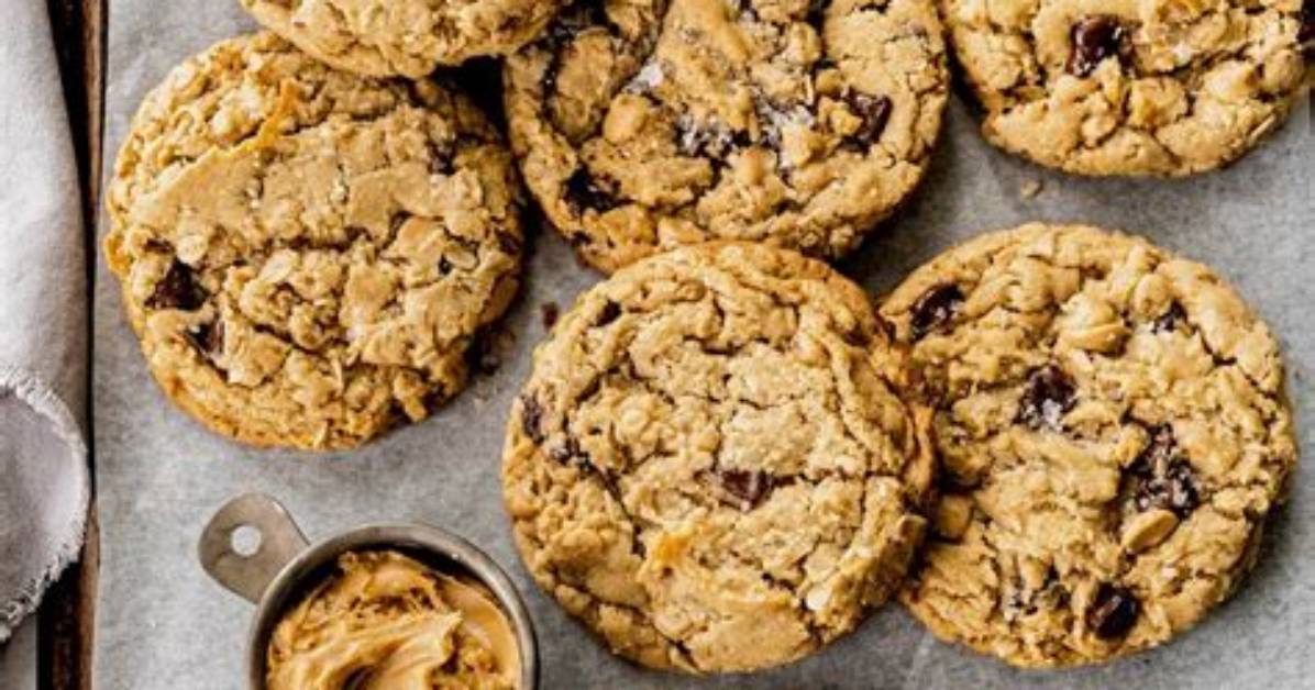 Peanut Butter Chocolate Chip Oatmeal