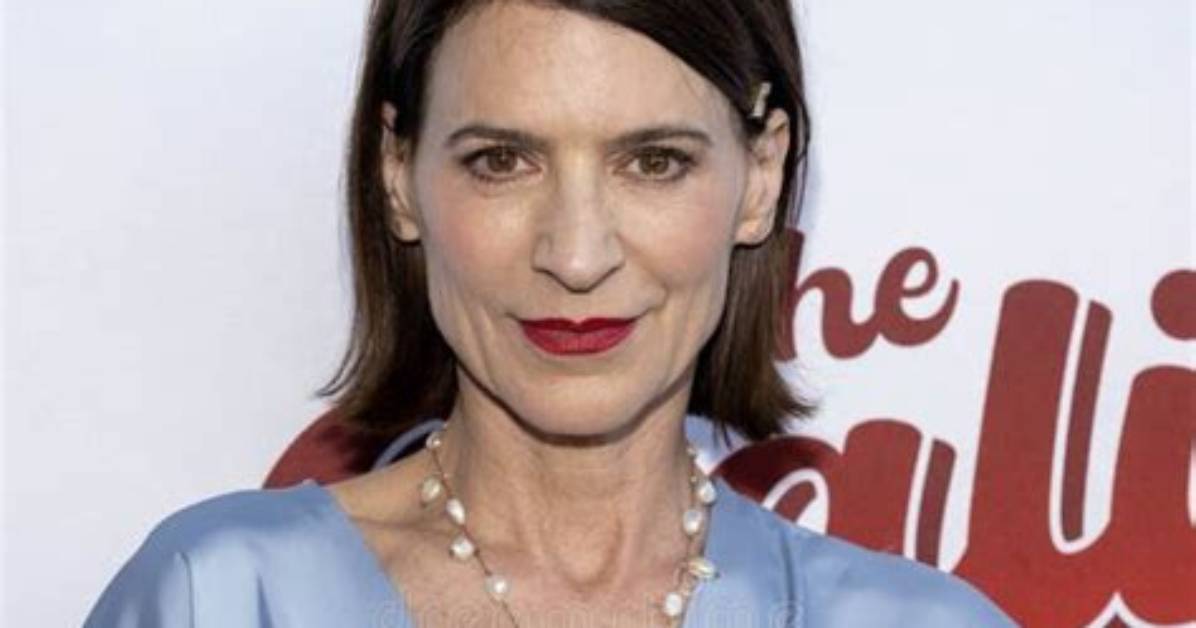Perrey Reeves