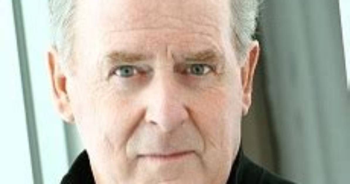 Peter Macneill Net Worth