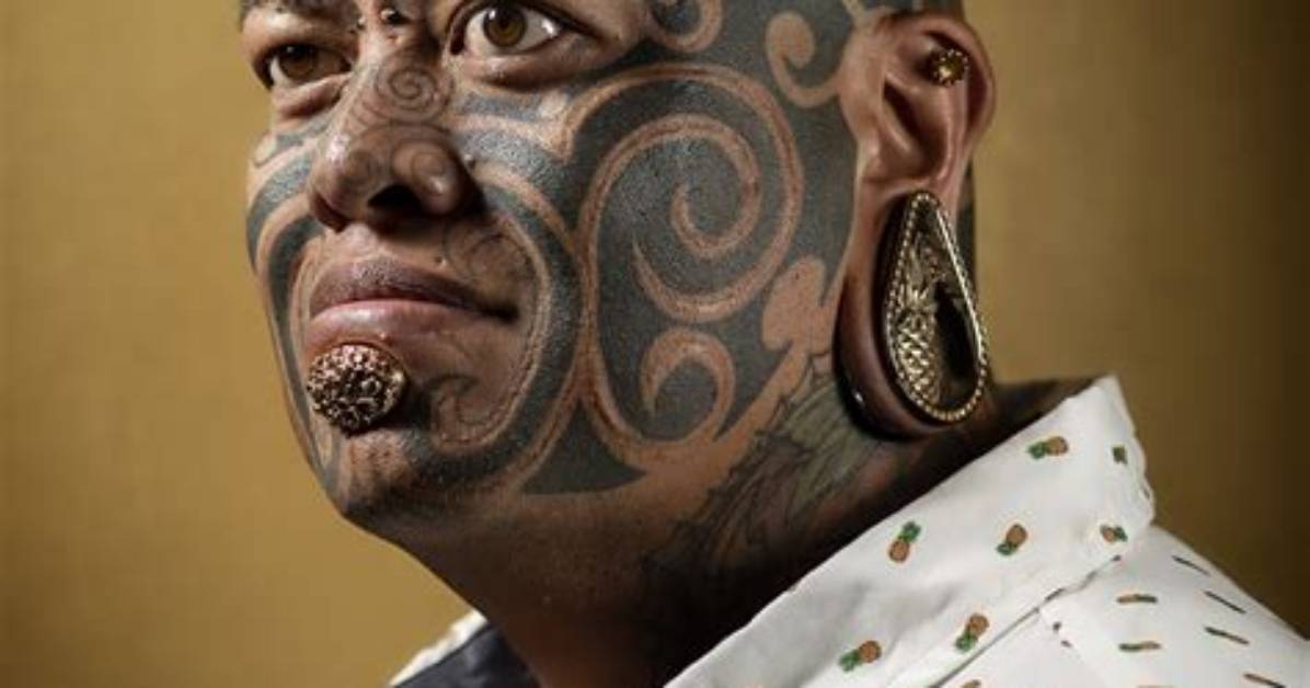 Pineapple Tangaroa Net Worth