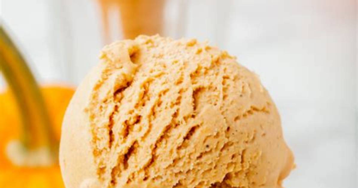 Pumpkin Ice Cream (No-Churn) - Celebrating Sweets