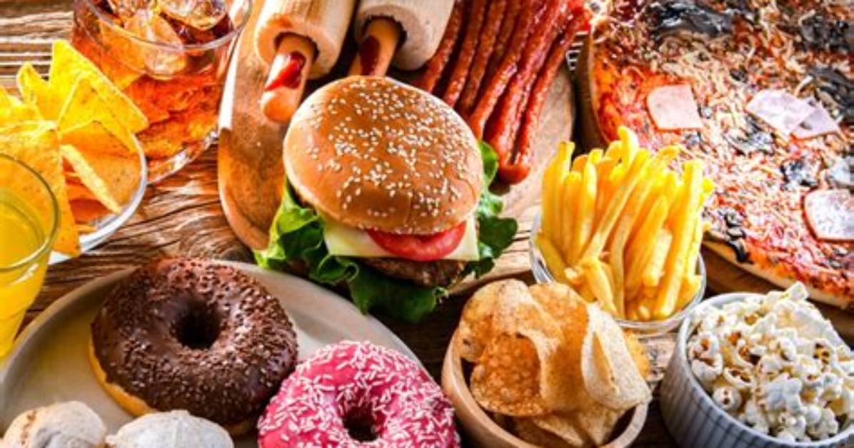 Quick Answer: Is Cake Considered Junk Food