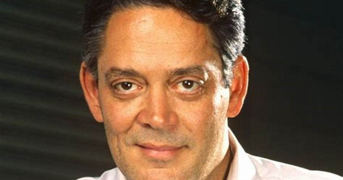Raul Julia