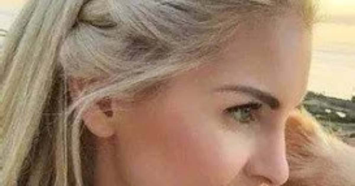 Rebecca-Louise Smith Net Worth