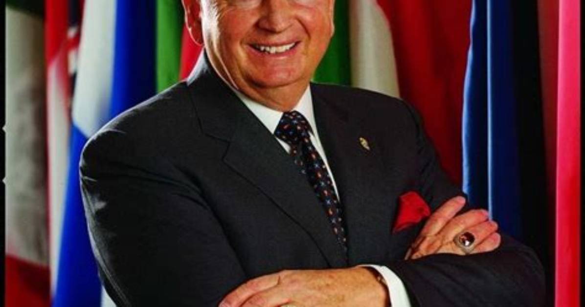 Rex Maughan