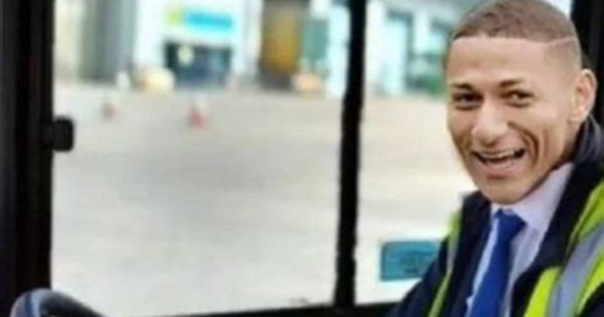 Richarlison Mocks Liverpool with Richard Arlison Coach Innovations Viral Everton Meme
