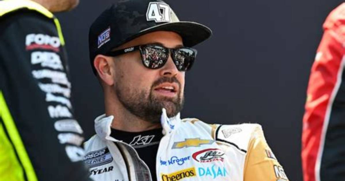 Ricky Stenhouse Could Face Nascar Suspension After Throwing Punch at Kyle Busch