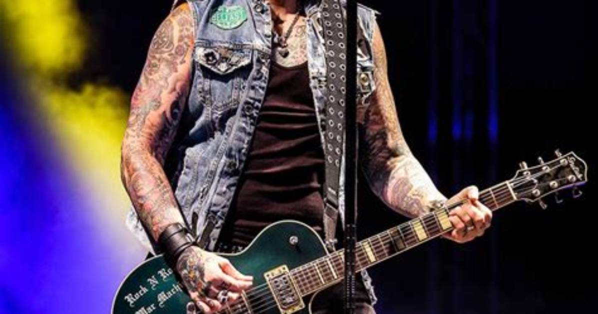 Ricky Warwick