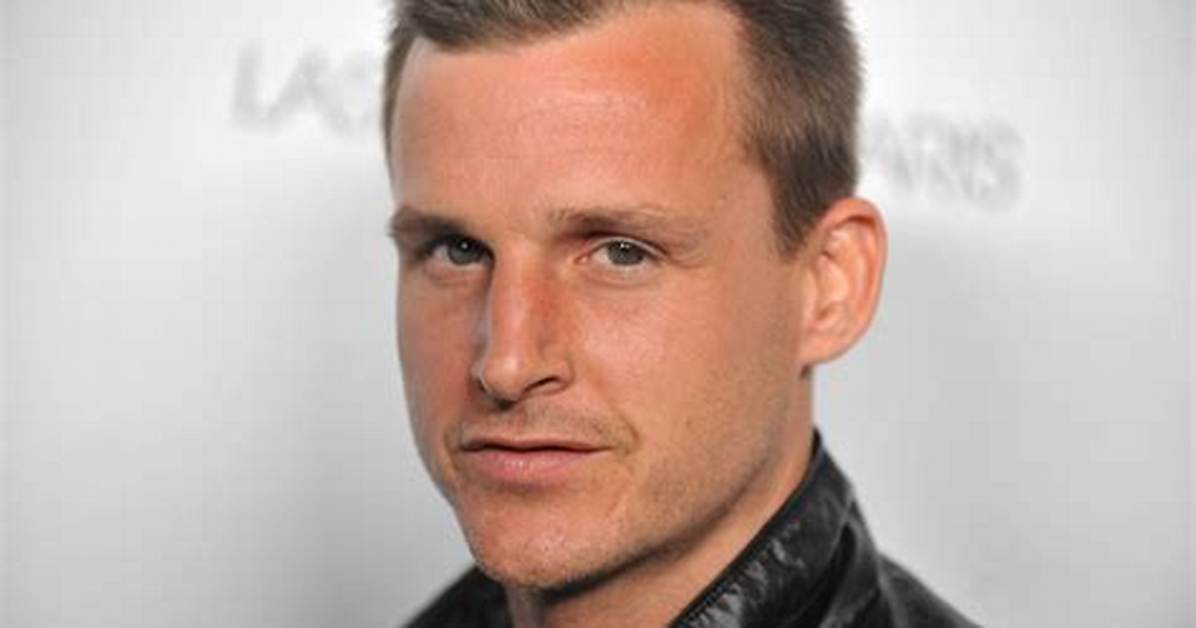 Rob Dyrdek Net Worth | Mtv, Reality Star, Skateboarder, Entrepreneur, Producer, House, Cars, Fantasy Factory, Largest Skateboard, First Car Kickflip