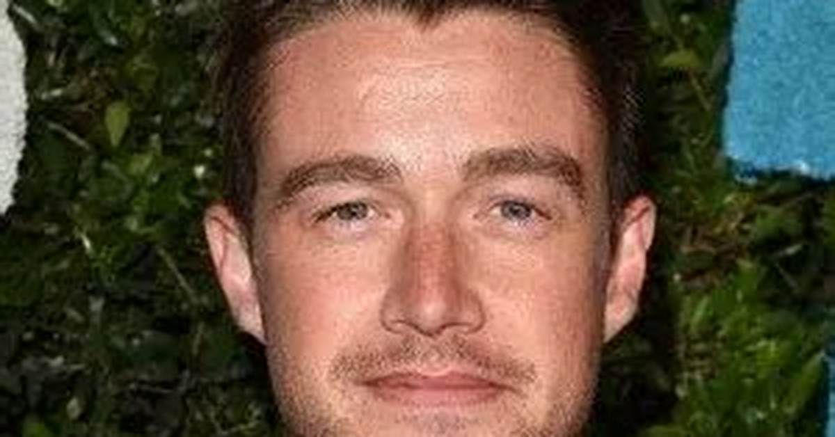 Robert Buckley Net Worth