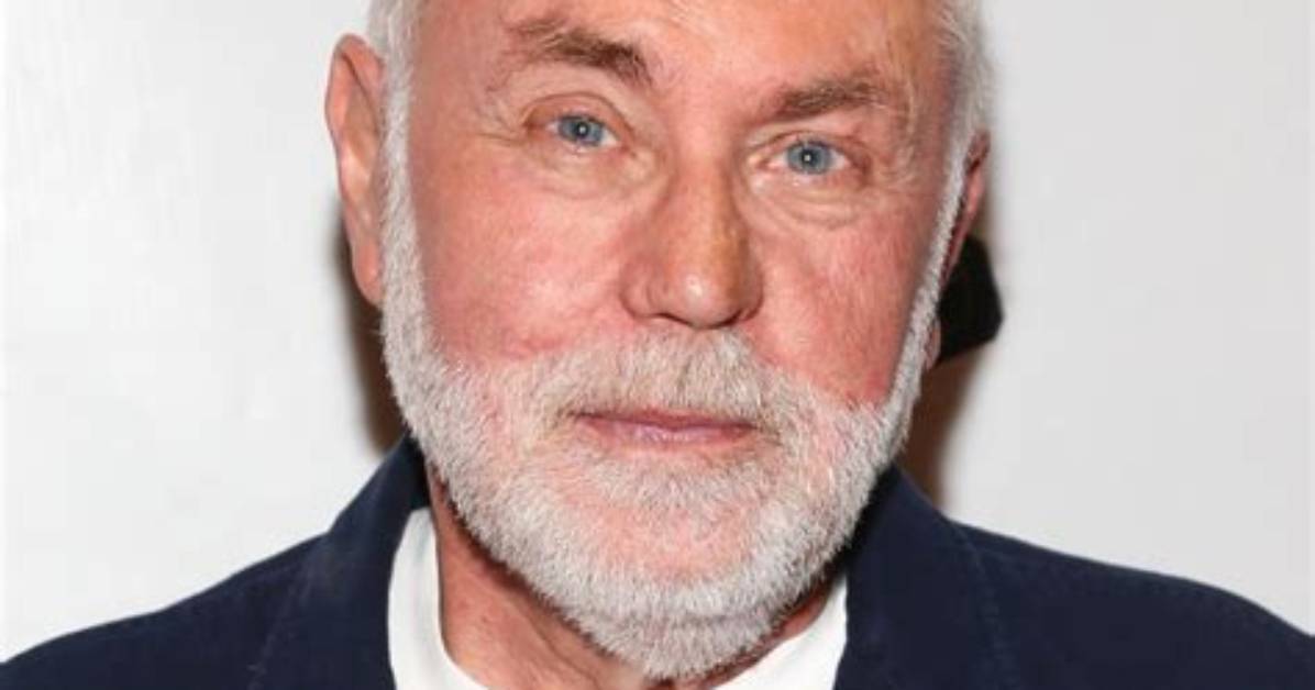 Robert David Hall Net Worth