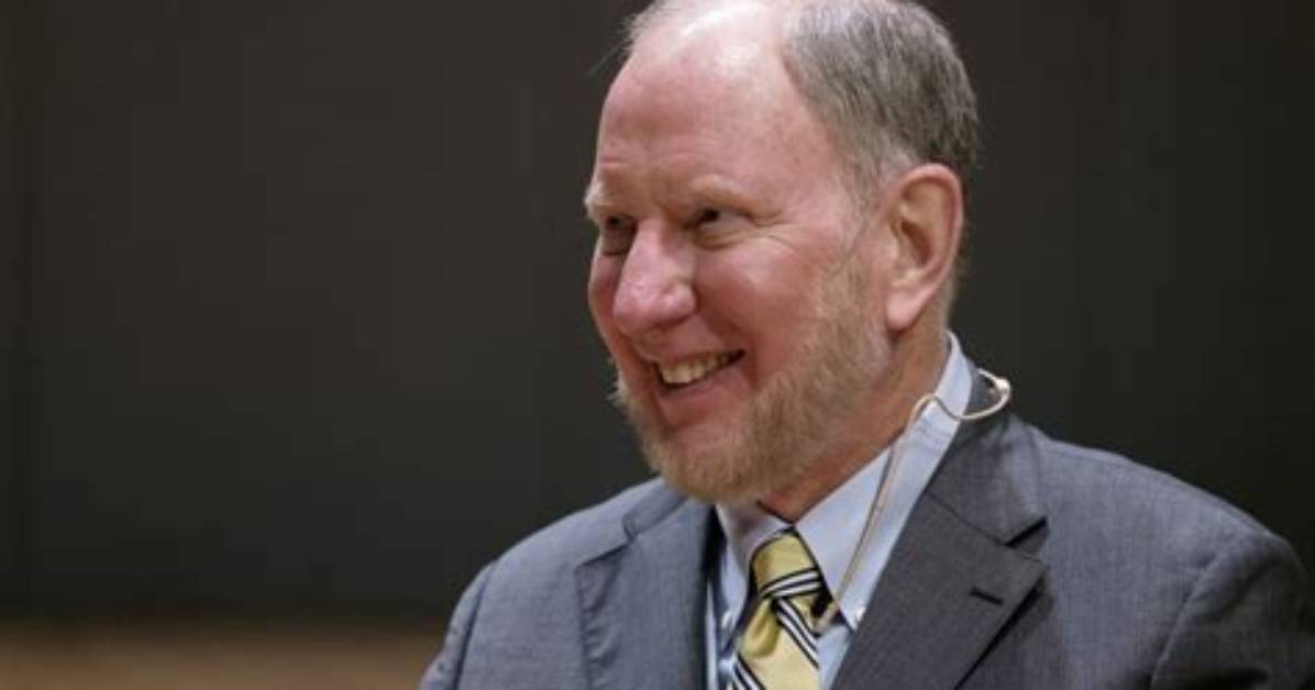 Robert David Putnam Net Worth