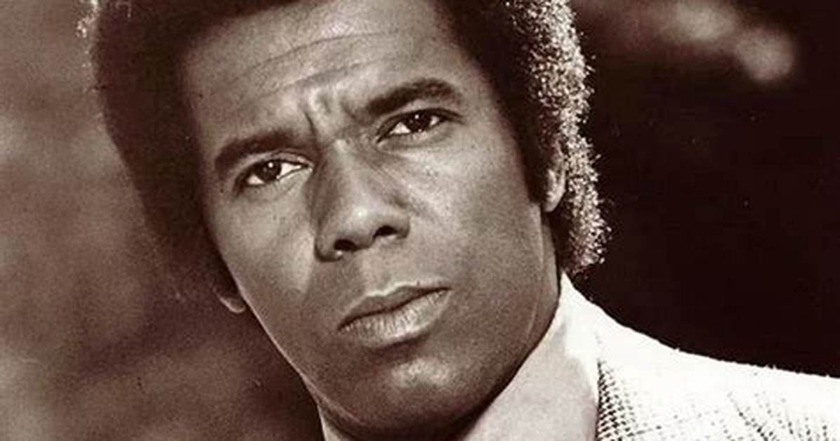 Robert Hooks Net Worth
