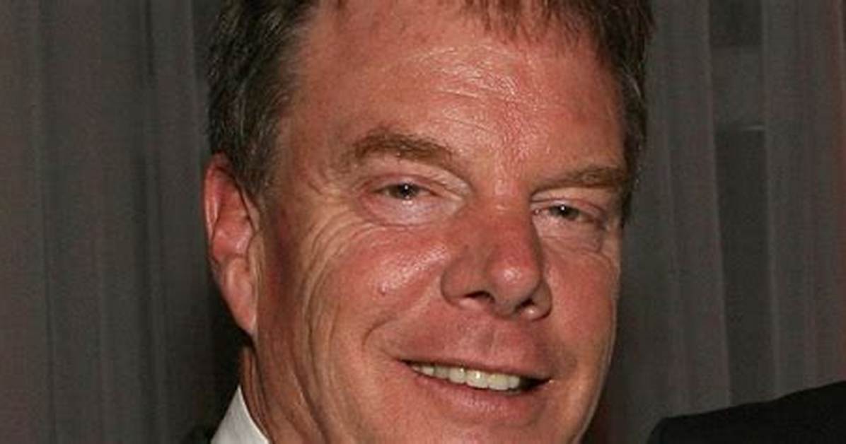 Robert Tapert Net Worth