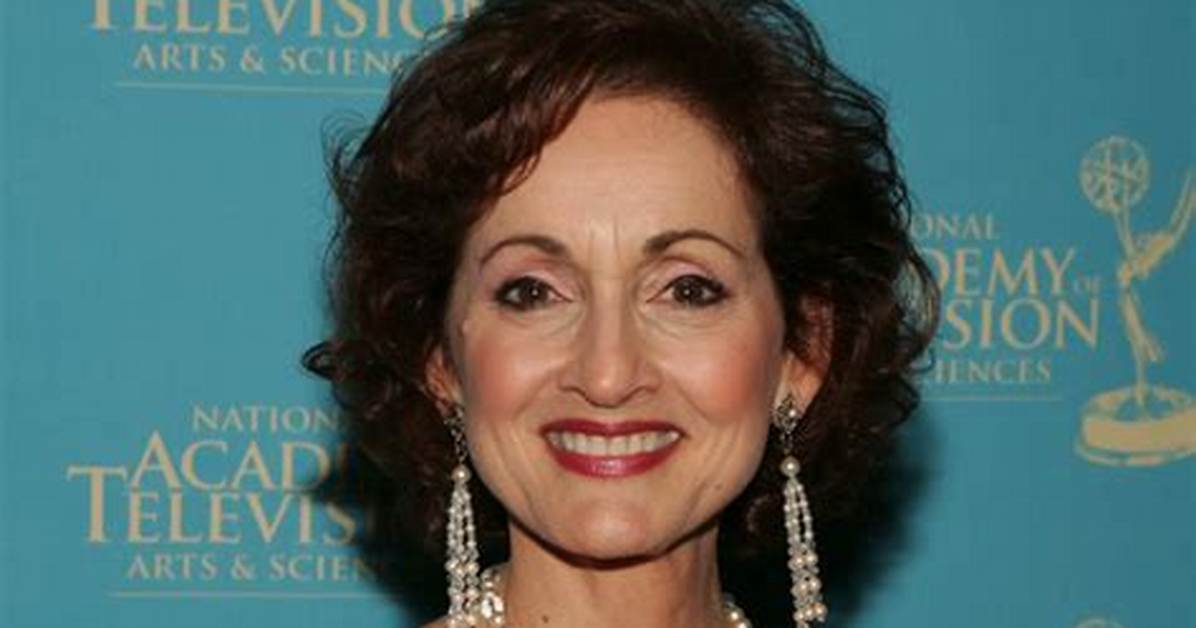 Robin Strasser Net Worth