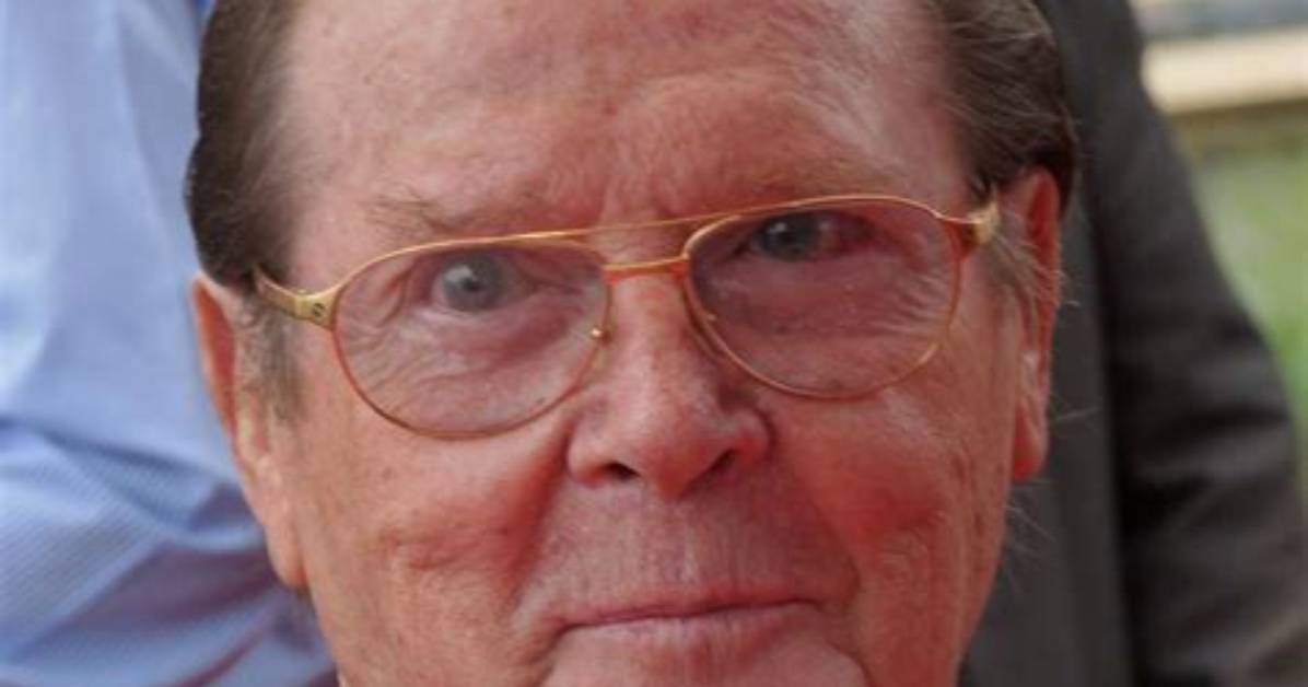 Roger Moore - Bio, Net Worth, Height