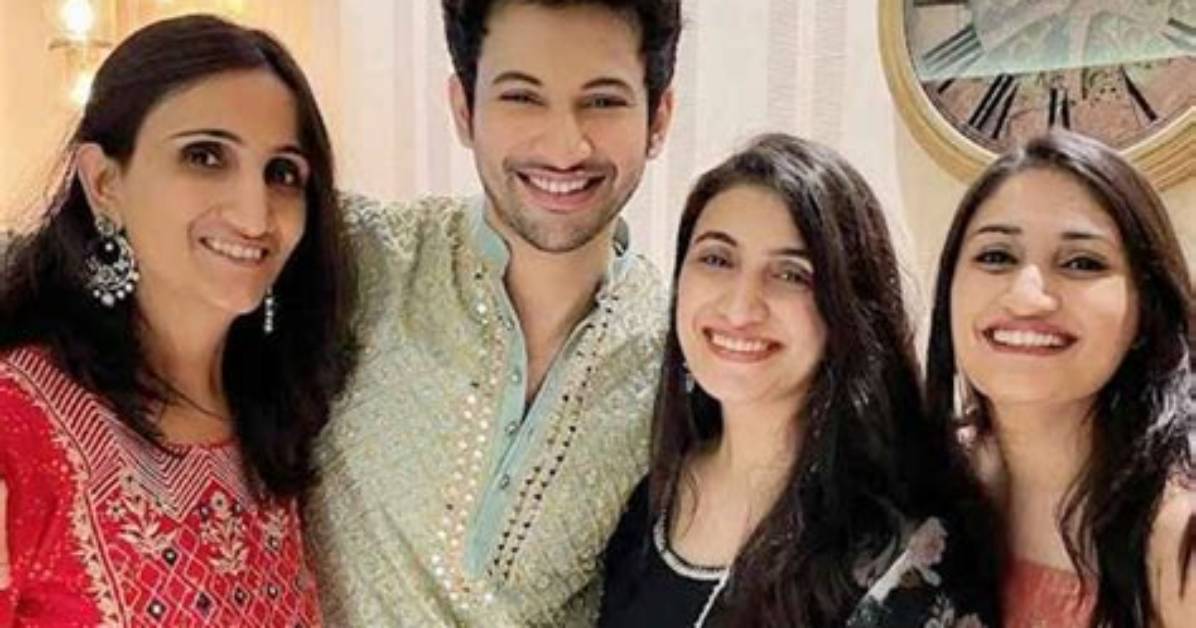 Rohit Saraf’s Siblings: Brother and Sistter, Parents, Ethnicity and Career