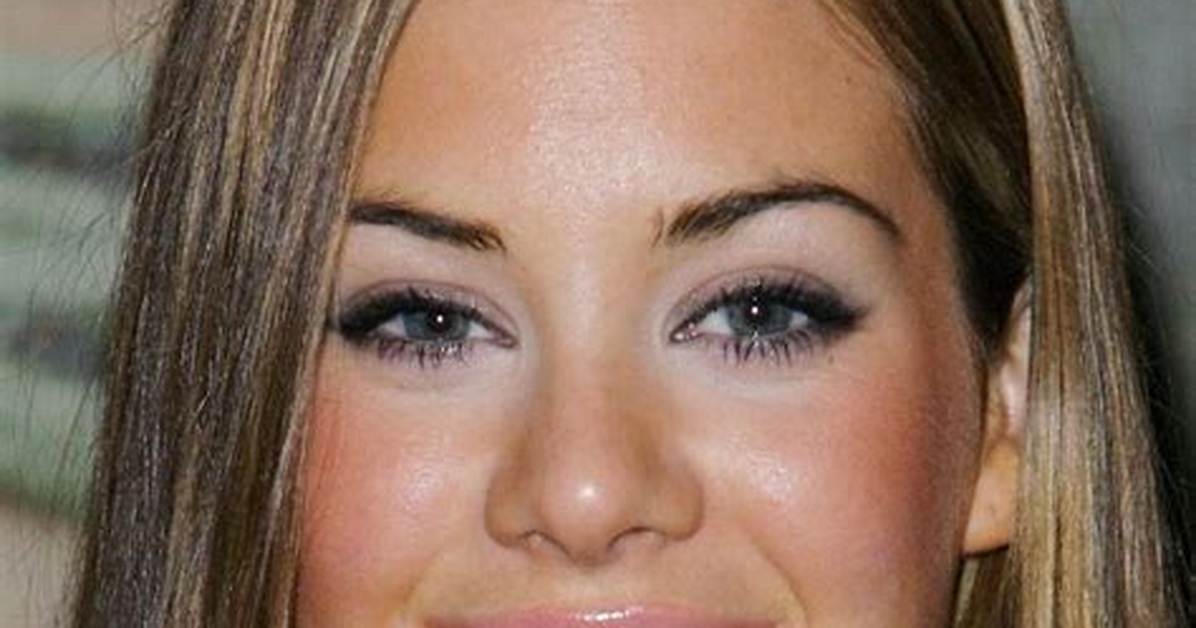 Roxanne Mckee Net Worth