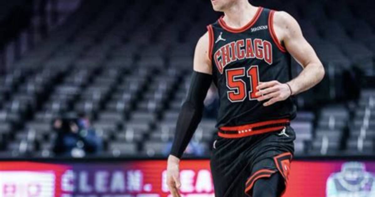 Ryan Arcidiacono Salary & Contract