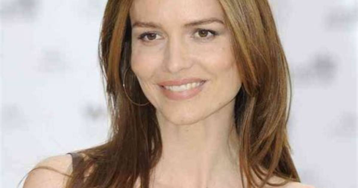 Saffron Burrows Net Worth