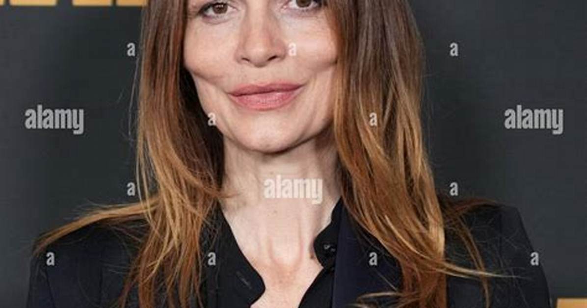 Saffron Burrows