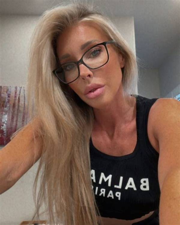Samantha Harvey - Bio, Age, Net Worth, Single, Nationality, Facts