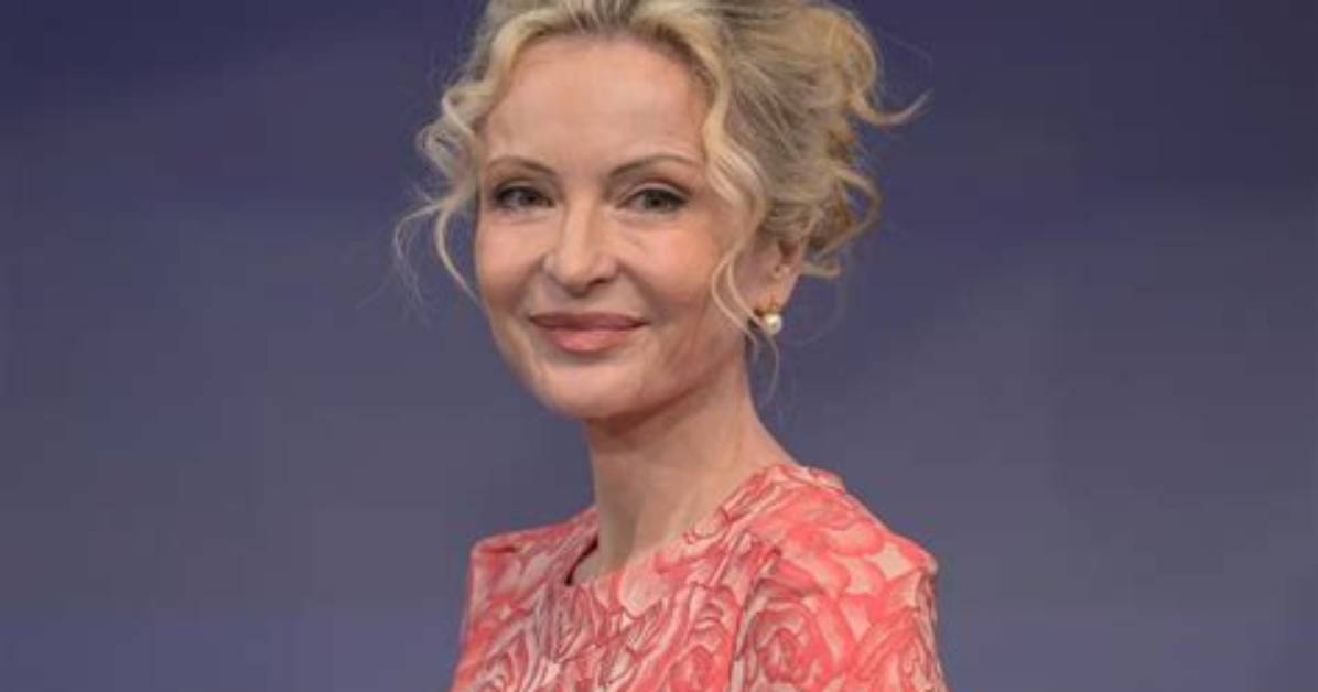 Sandra Navidi Fortune