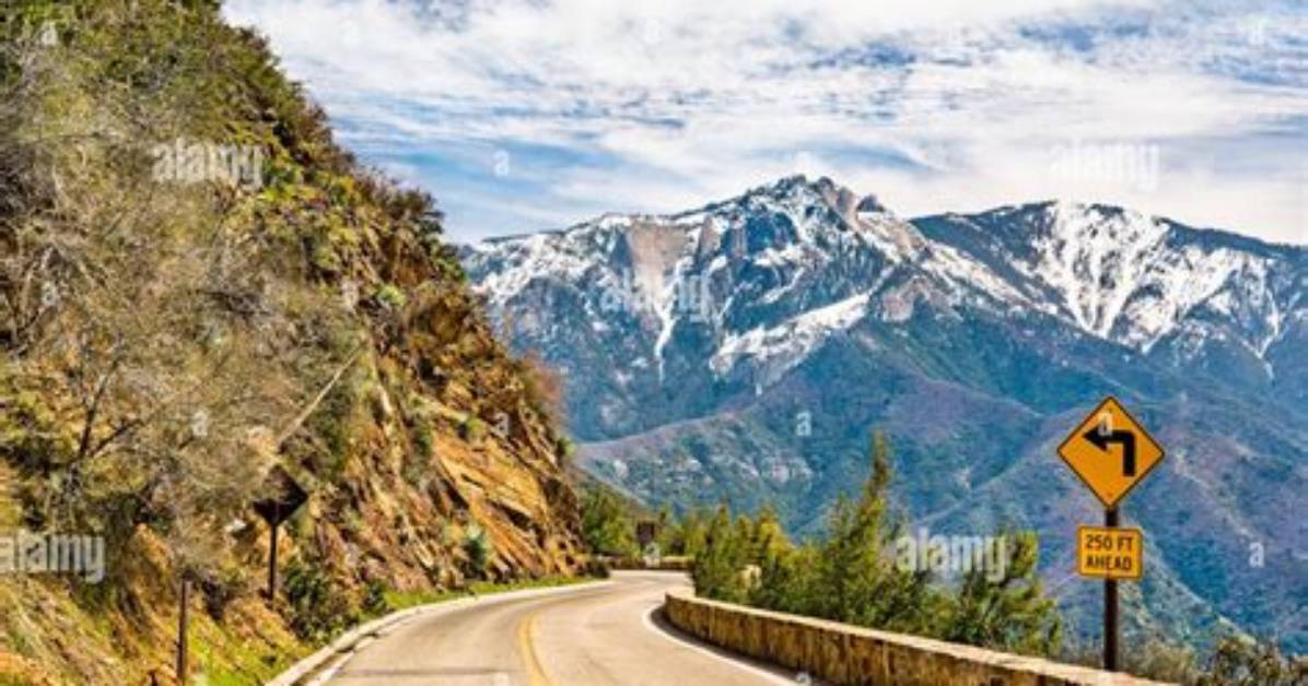 Sequoia National Park: Generals Highway Closed at Foothills Visitor Center |