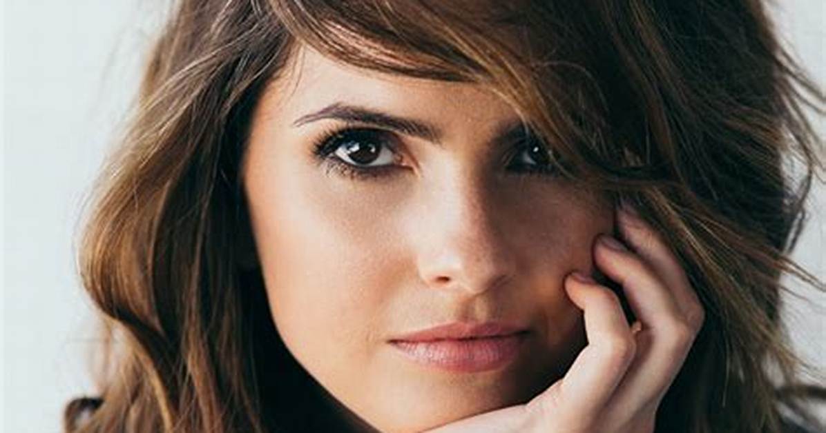Shelley Hennig Is Where She Is Today Because of Her Family