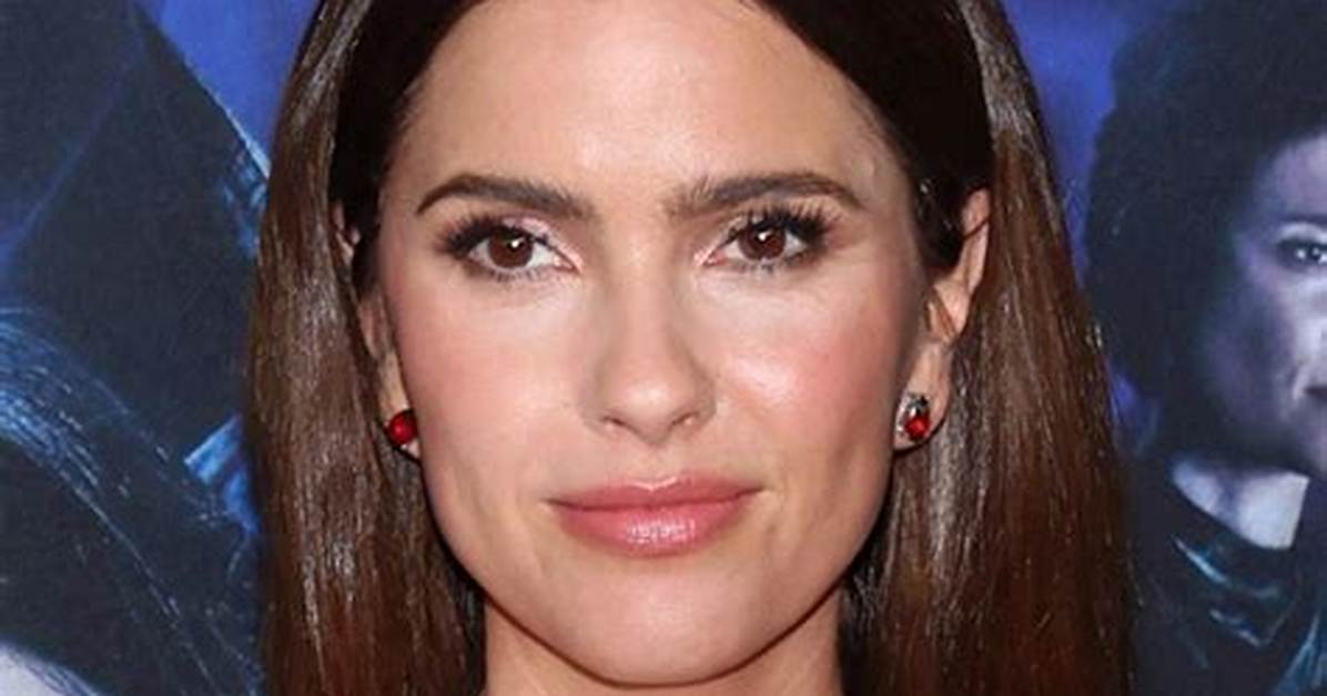 Shelley Hennig