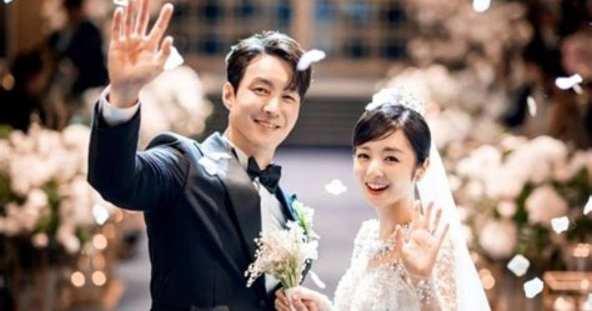 Shim Hyung Tak and Japanese Wife Hirai Saya Hold Second Wedding Ceremony in Seoul; Photos Inside