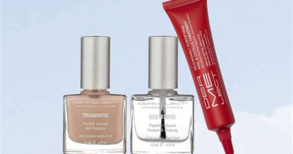 Shoppers Say This Nail Strengthening Repair Kit Fixes Peeling Nails