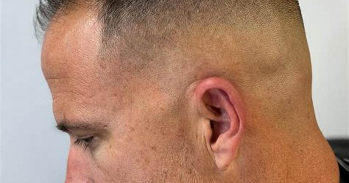 Short Hairstyles for Balding Men