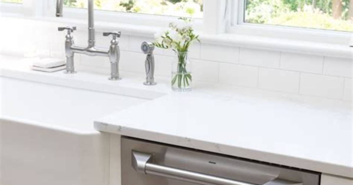 Should a Dishwasher Be Flush?
