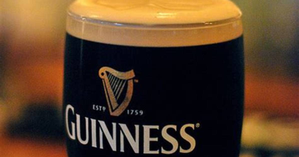 Should Guinness Have a Head?