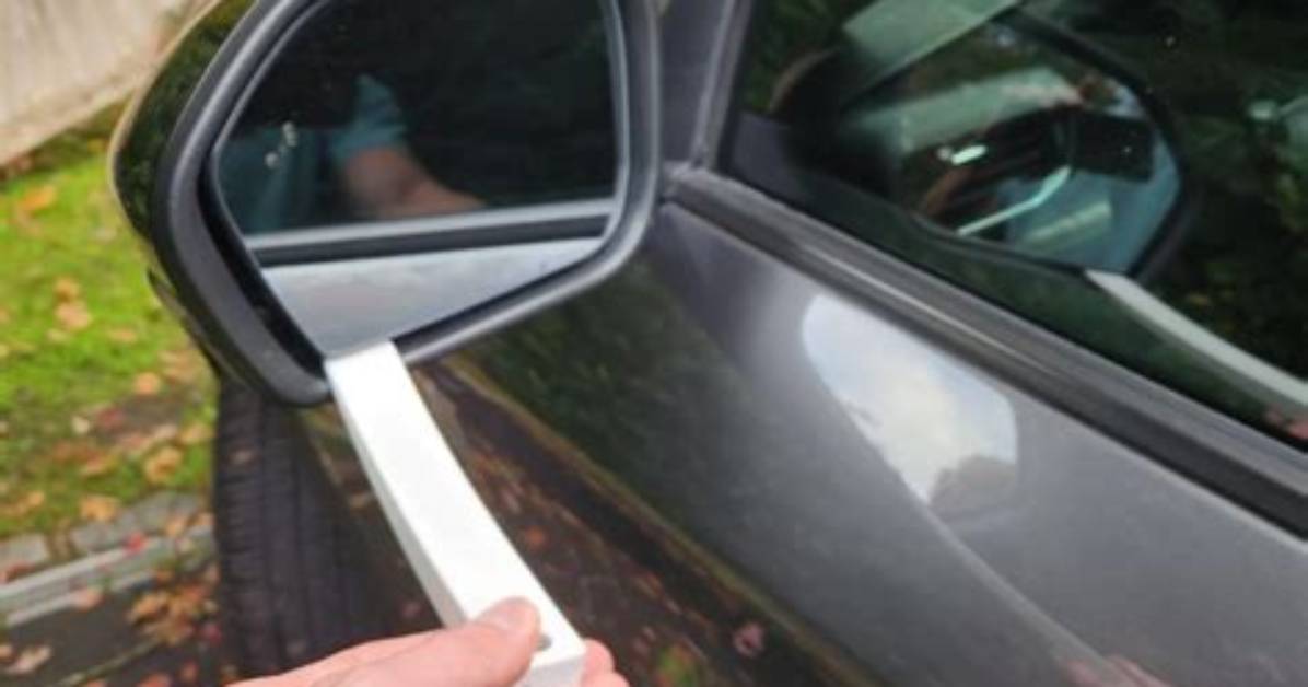 Should I Replace My Side View Mirror?