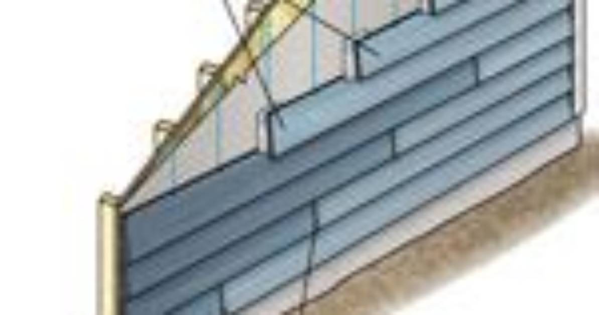 Should Siding Seams Be Staggered?