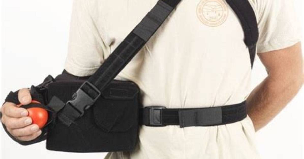 Should You Immobilize a Dislocation?