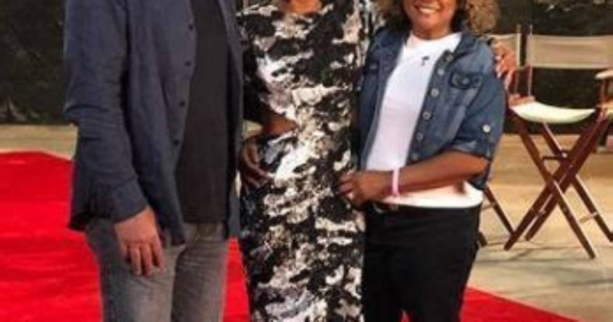 Sibley Scoles Husband, Boyfriend, Parents, Family & Wiki